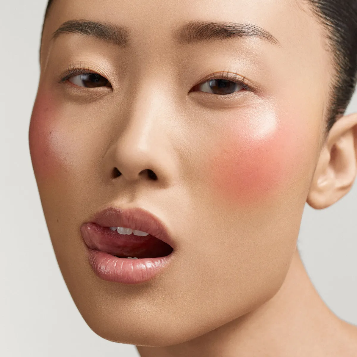 Divine Cream Blush: Legendary Glow Color Balm
