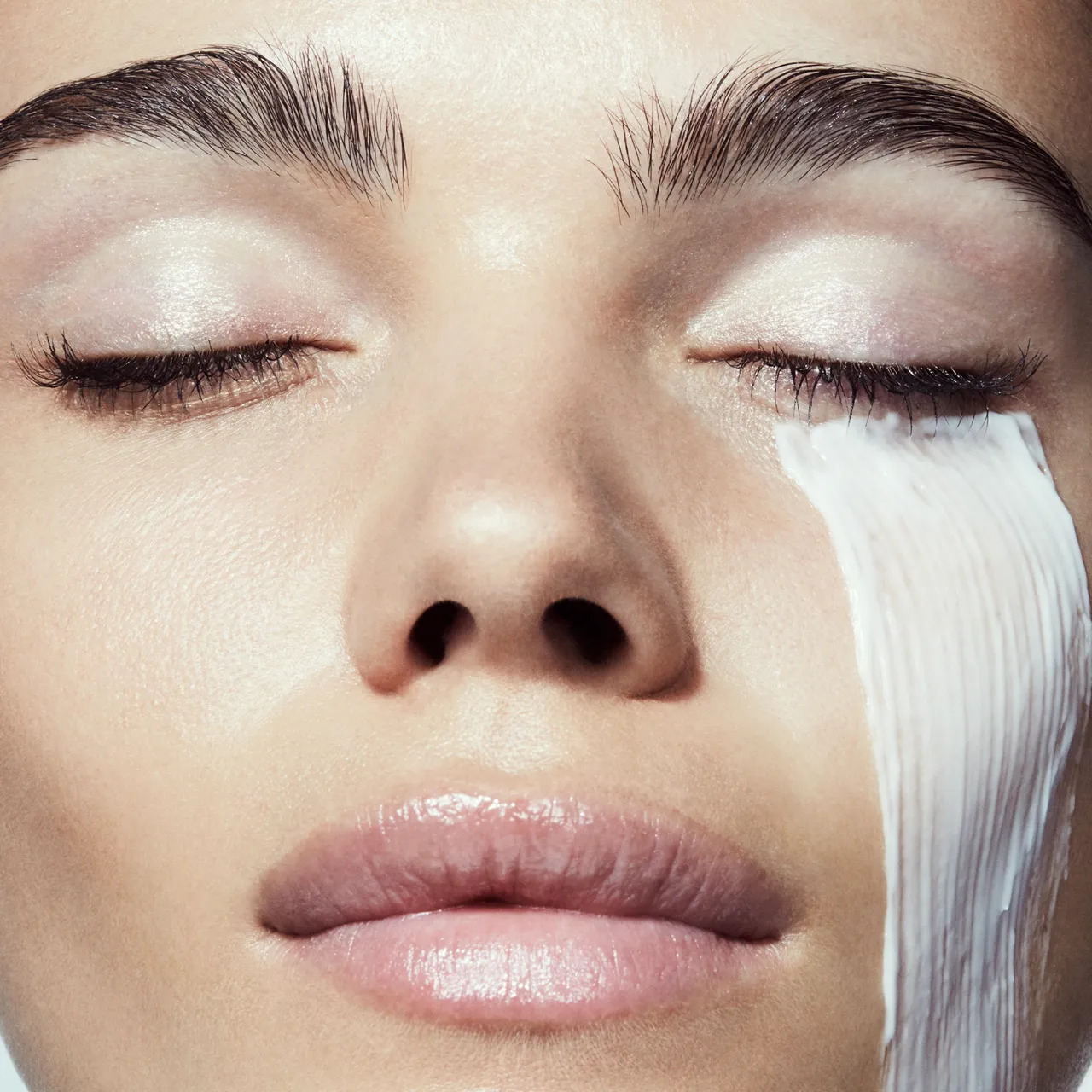 Hydrate & Nourish Age Defence Retinol Day Moisturizer SPF 30
